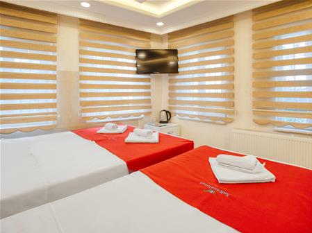sultanahmet ışıl hotel Standar 4 Kişilik Oda